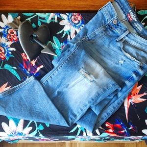 Levi's Modern Slim Cuffed Jeans